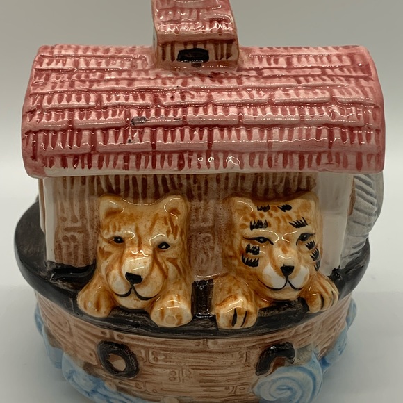 Noah’s Ark Ceramic Sugar & Creamer 3-piece set, 3-D Details - Picture 7 of 16